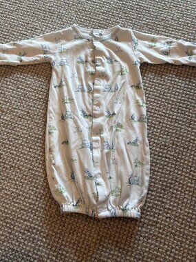 Kissy Kissy Convertible Gown in Golf Print, EUC, Size NB